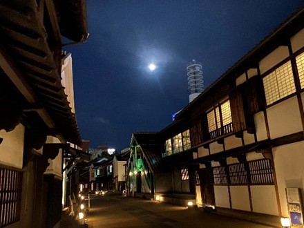 日本長崎出島歷史街區夜景